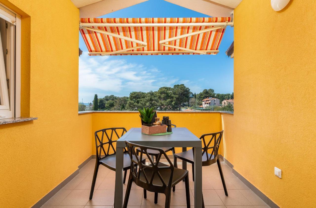 Apartment Vito With Sea View Fazana Ngoại thất bức ảnh